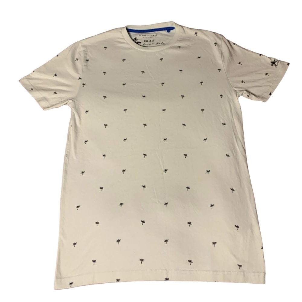 LIGHTLY WORN Mens Denim And Flower Tee
